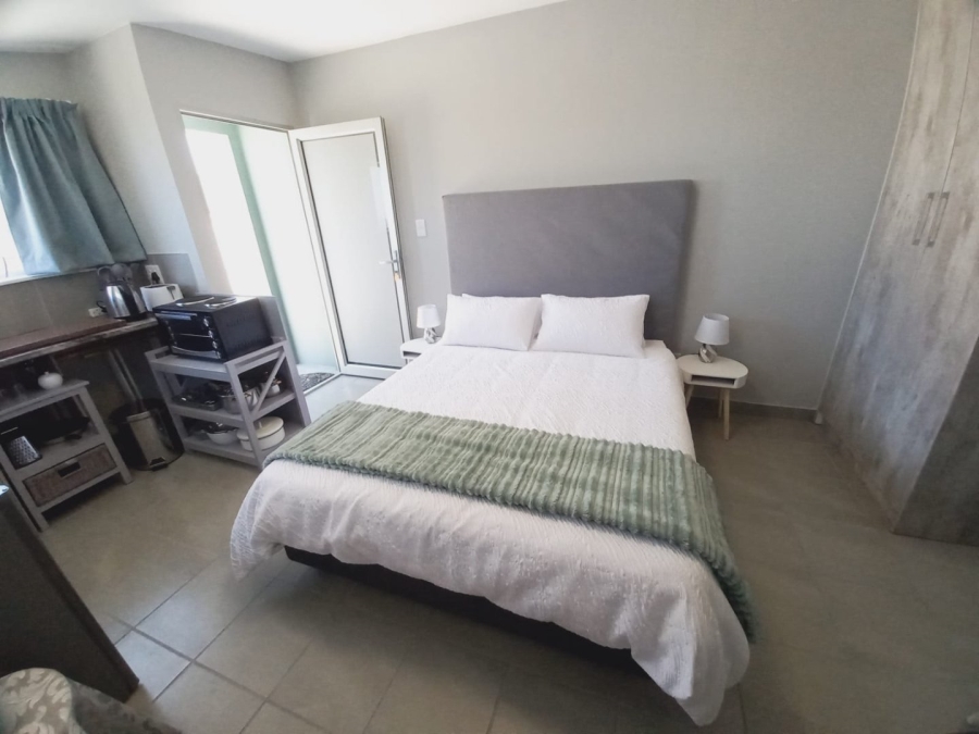 5 Bedroom Property for Sale in Dana Bay Western Cape